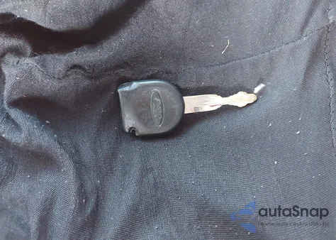 2005 Ford Escape Hybrid from USA, damaged, VIN 1FMYU95H55KD90885